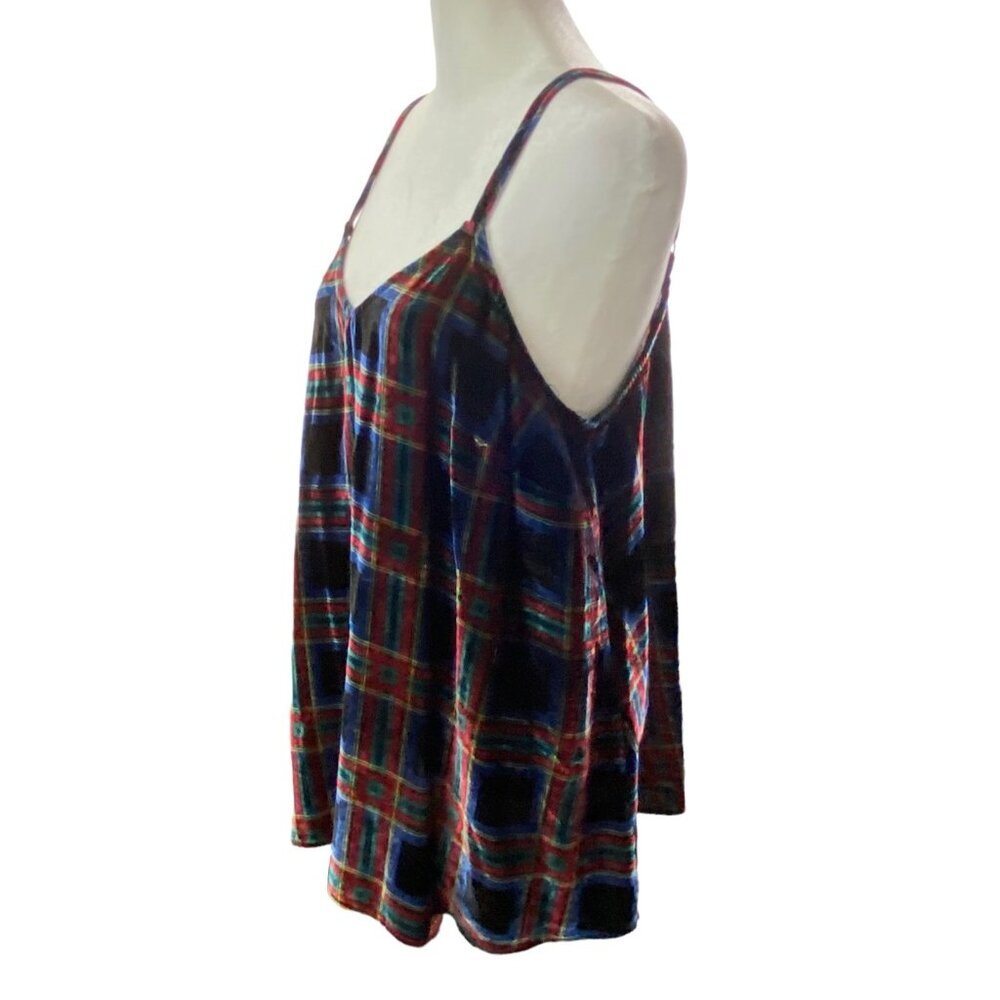 TORRID Women Velvet Cami Top Cropped Sophie Tank Swing Size 0/L Black 2-5 - Picture 3 of 14